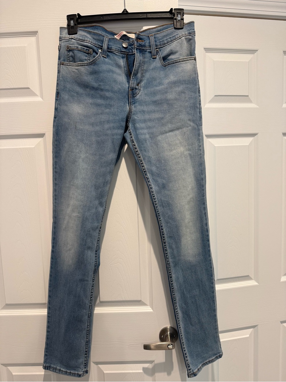 Signature by Levi Strauss Men's Light Blue Slim Straight Jeans